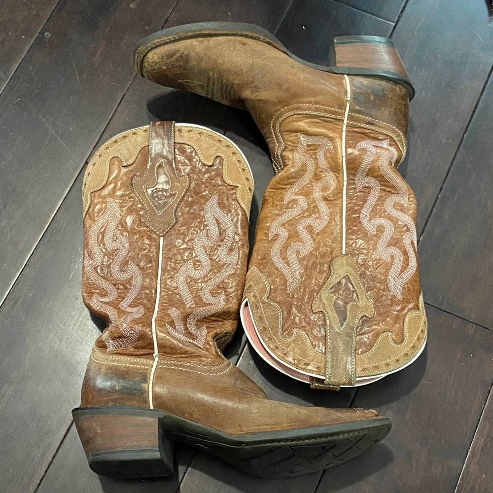 Ariat Crossfire Boots size 9